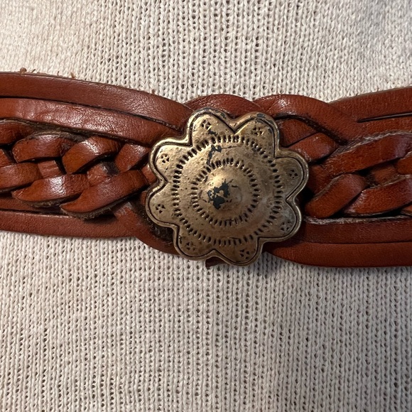 Vintage Fossil Women’s Flower Concho Brown Leather Belt Western Studded 34’lengt - Picture 7 of 13